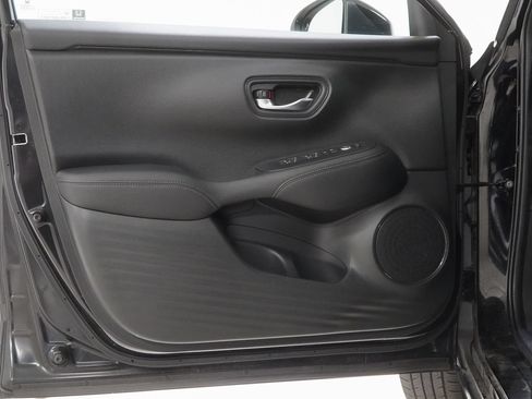 Used 2025 Honda HR-V EX-L image 17