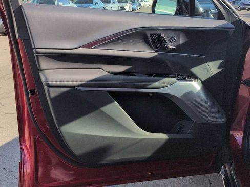 New 2026 Cadillac Lyriq V image 10