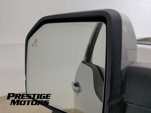 Used 2016 Ford F150 Lariat w/ Equipment Group 502A Luxury AWD/4WD image 19