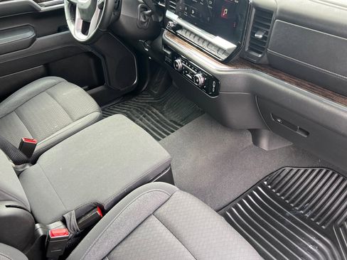 Used 2023 GMC Sierra 1500 Elevation image 17