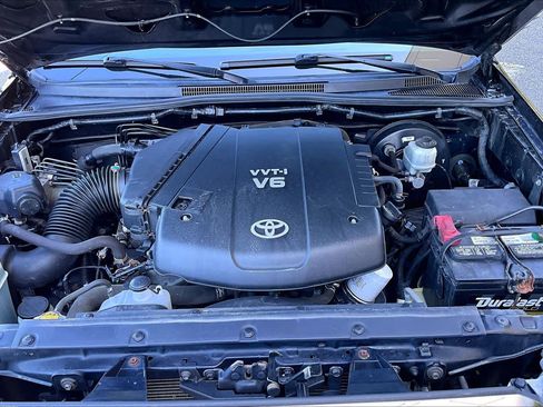 Used 2013 Toyota Tacoma 4x4 Double Cab w/ Limited Pkg image 30
