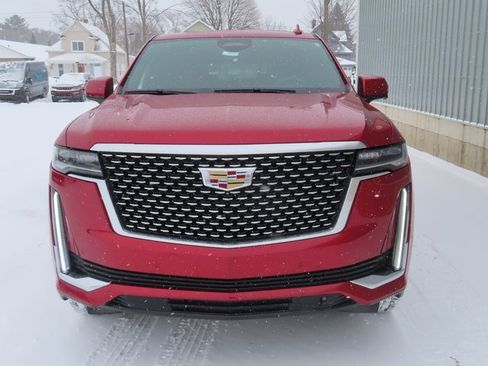 Used 2021 Cadillac Escalade ESV Premium Luxury w/ Driver Assist Tech Package image 13