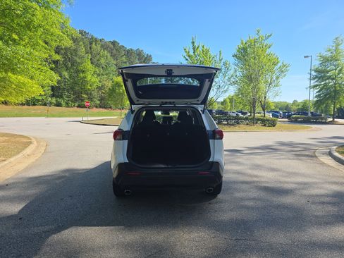 Used 2024 Toyota RAV4 XLE image 12