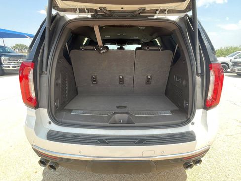 Used 2022 GMC Yukon Denali AWD/4WD image 29