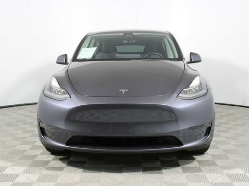 Used 2021 Tesla Model Y Long Range image 2