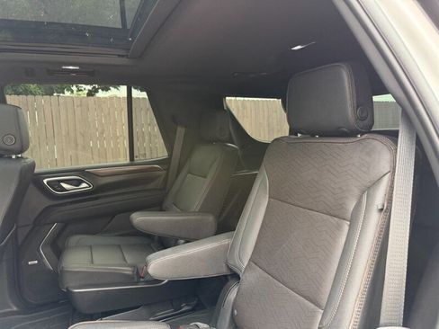 Used 2024 Chevrolet Tahoe High Country AWD/4WD image 25