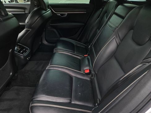 Used 2019 Volvo V90 T5 R-Design w/ Advanced Package FWD image 12