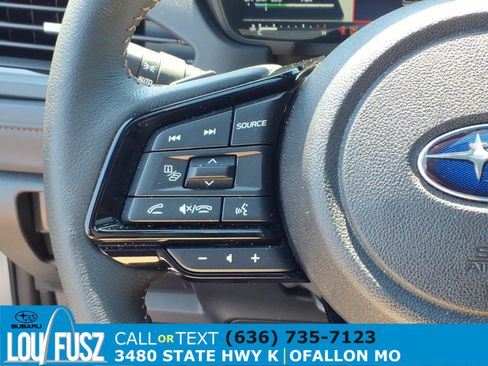 Used 2025 Subaru Forester Touring w/ Touring Package AWD/4WD image 17