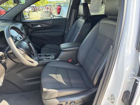 Used 2023 Chevrolet Equinox RS image 11