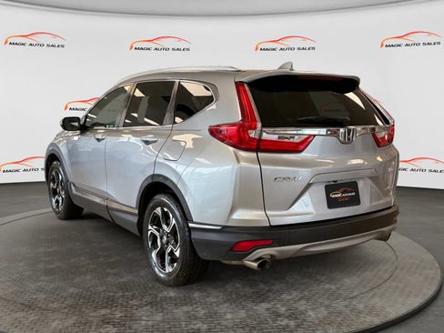 Used 2019 Honda CR-V Touring image 8