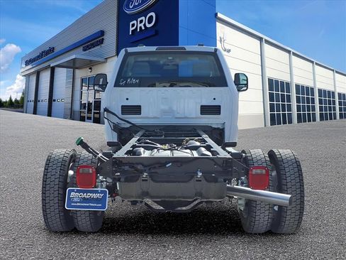 New 2026 Ford F450 XL w/ XL Chrome Package image 27