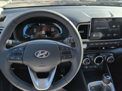 New 2026 Hyundai Venue SEL image 13