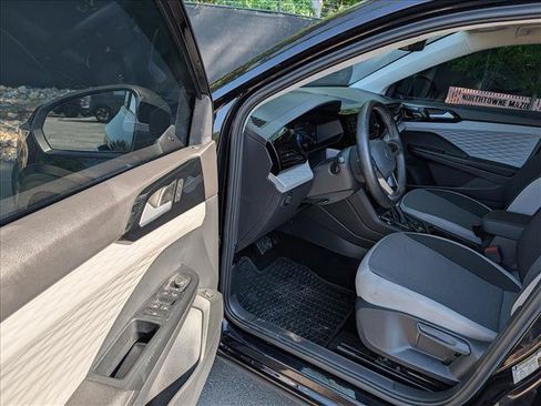 Certified 2024 Volkswagen Taos S AWD/4WD image 24