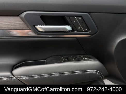 New 2026 GMC Terrain Denali w/ LPO, Floor Liner Package AWD/4WD image 21