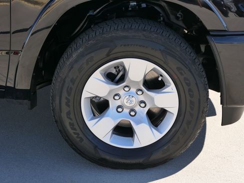 Used 2025 RAM 1500 Big Horn image 27