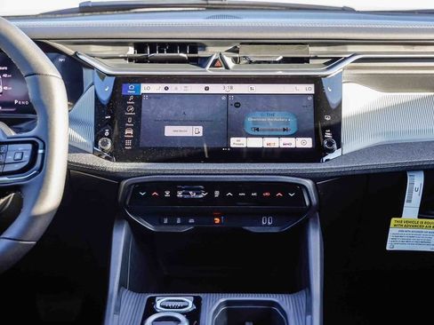 New 2026 Jeep Cherokee Laredo image 16