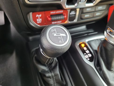 New 2026 Jeep Gladiator Willys AWD/4WD image 17