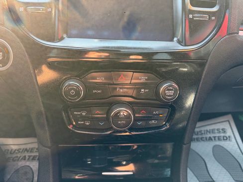 Used 2022 Chrysler 300 S RWD image 14