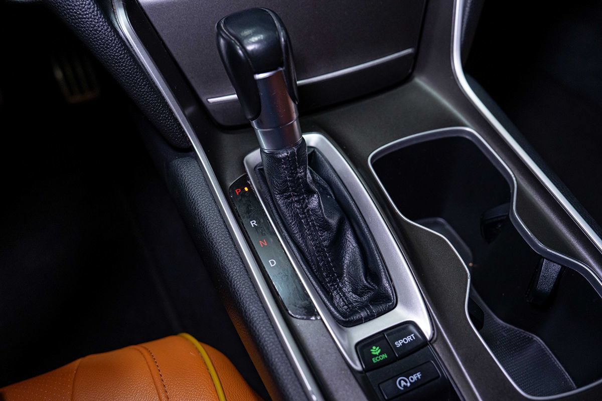Used 2022 Honda Accord Sport image 6