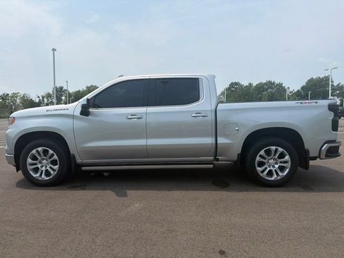 Used 2022 Chevrolet Silverado 1500 LTZ w/ LTZ Premium Package AWD/4WD image 14