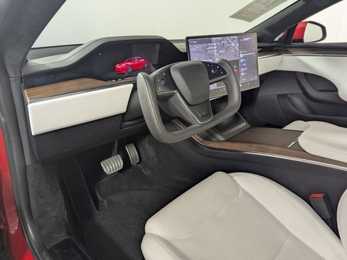 Used 2023 Tesla Model S Standard Range image 6