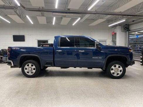 Used 2020 Chevrolet Silverado 3500 LTZ w/ LTZ Premium Package image 5
