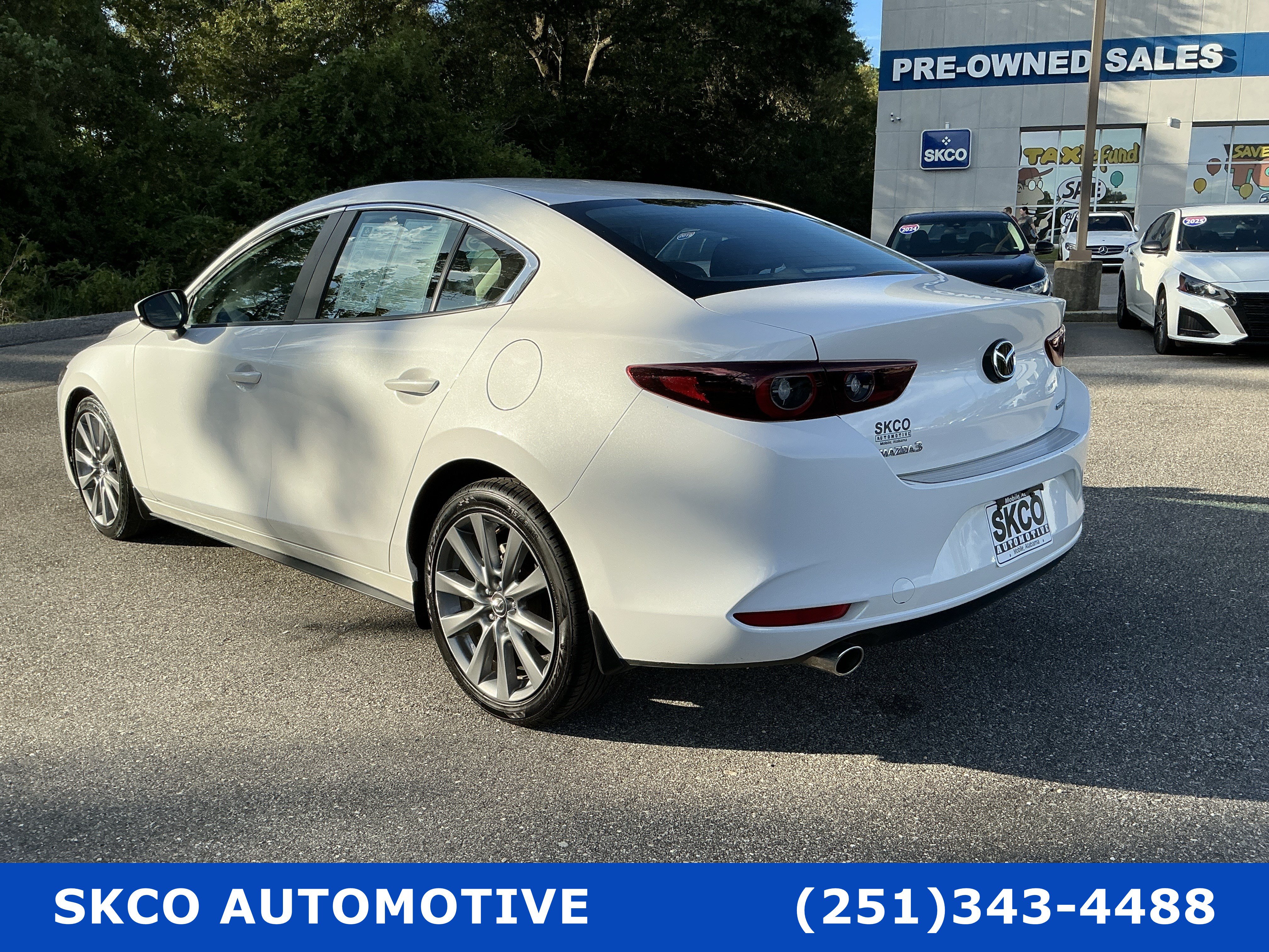Used 2025 MAZDA MAZDA3 s FWD image 3
