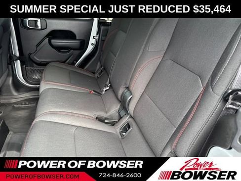Used 2023 Jeep Gladiator Rubicon w/ Cold Weather Group AWD/4WD image 12