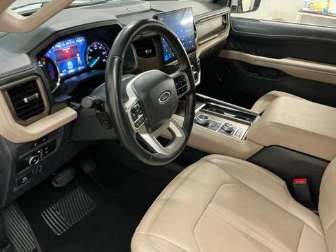 Used 2024 Ford Expedition Limited AWD/4WD image 13
