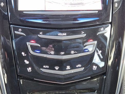 Used 2016 Cadillac Escalade Luxury image 14