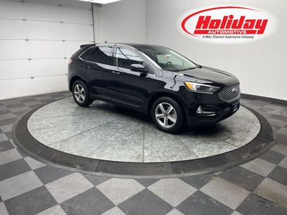 Used 2024 Ford Edge SEL w/ Convenience Package