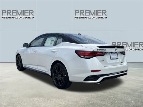 New 2025 Nissan Sentra SR w/ Midnight Edition image 22