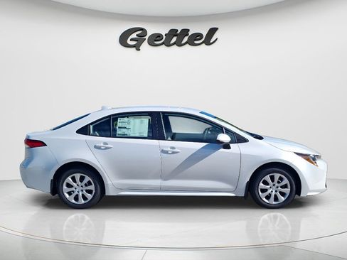 New 2026 Toyota Corolla LE FWD image 4