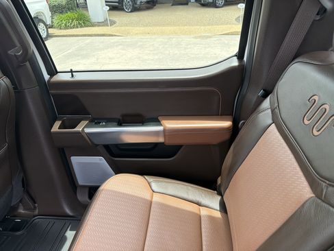 Used 2025 Ford F150 King Ranch w/ FX4 Off-Road Package AWD/4WD image 21