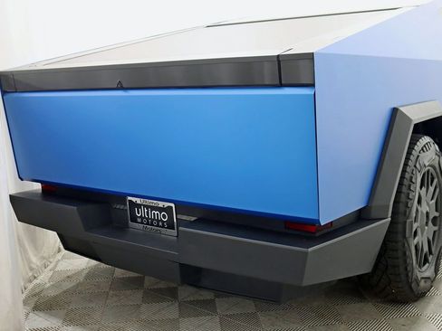 Used 2024 Tesla Cybertruck Cyberbeast AWD/4WD image 12