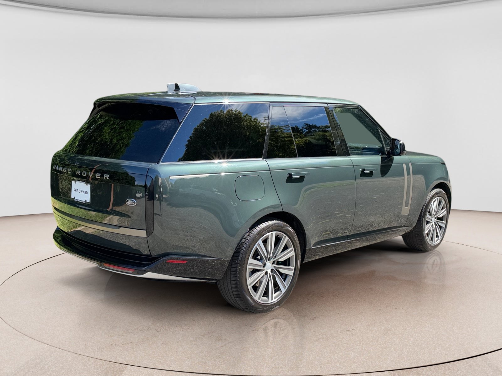 Used 2023 Land Rover Range Rover SE AWD/4WD image 5