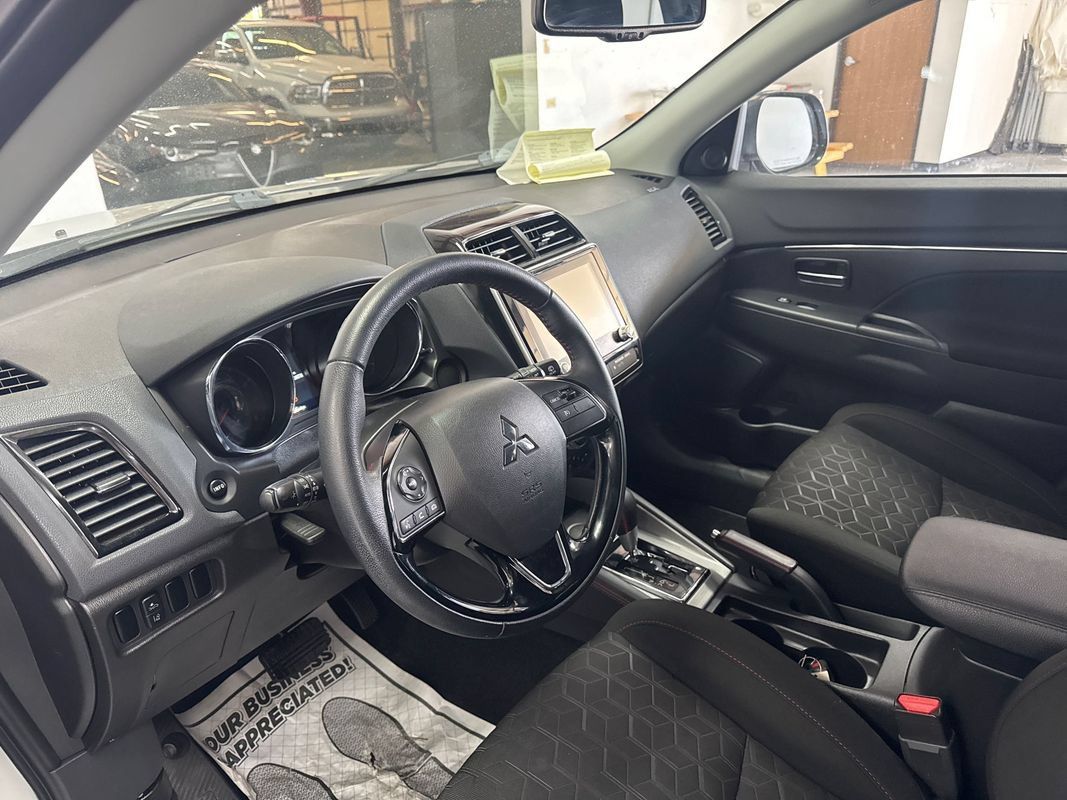 Used 2022 Mitsubishi Outlander Sport LE FWD image 8