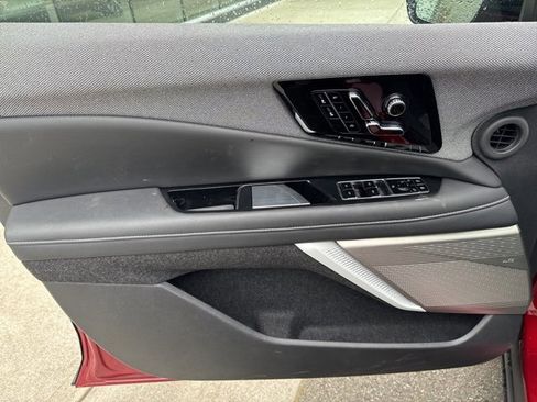 New 2025 Cadillac Optiq Luxury 1 image 9