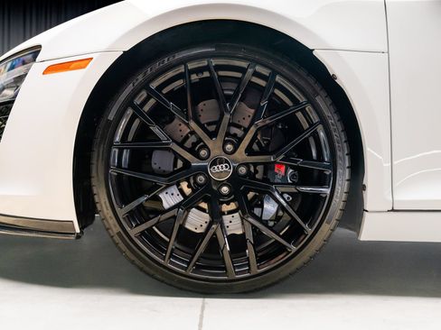 Used 2014 Audi R8 V8 AWD/4WD image 24