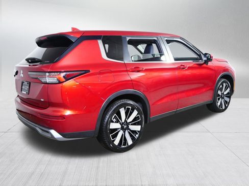 Used 2025 Mitsubishi Outlander SE AWD/4WD image 7