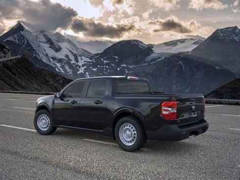 New 2025 Ford Maverick XL FWD image 4