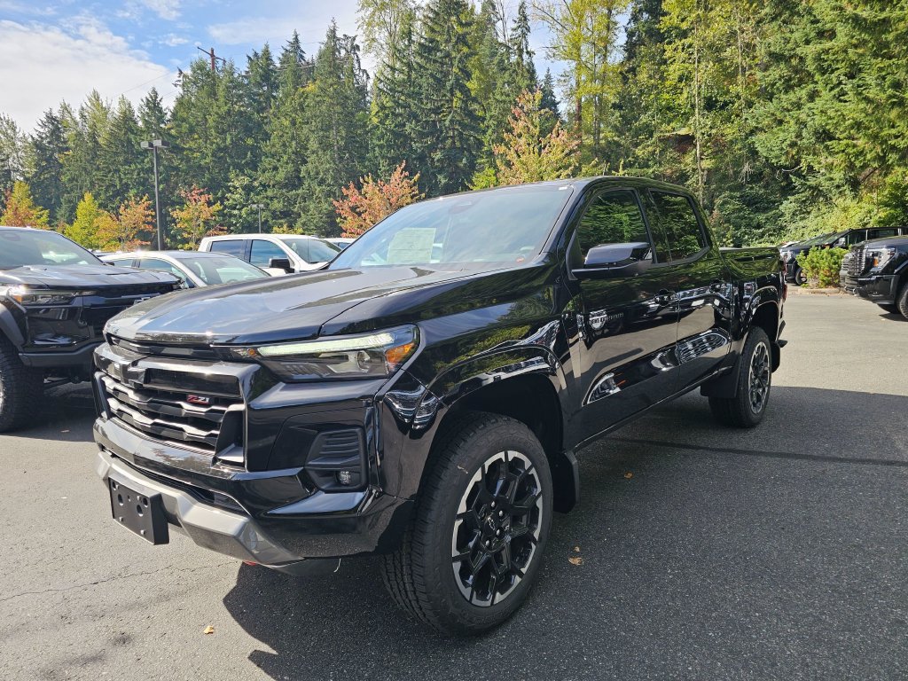New 2026 Chevrolet Colorado Z71 w/ Technology Package AWD/4WD image 3