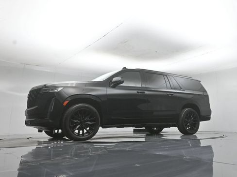 Used 2021 Cadillac Escalade ESV Luxury AWD/4WD image 54