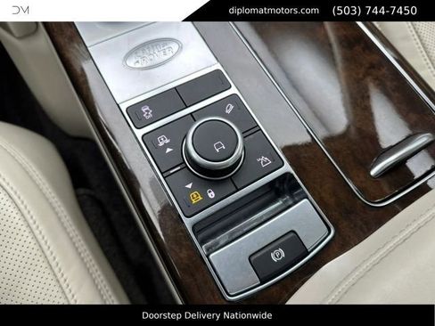 Used 2021 Land Rover Range Rover P525 Westminster Edition LWB AWD/4WD image 32
