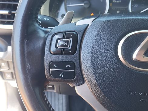 Used 2020 Lexus IS 300 RWD image 13