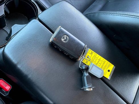 Used 2022 MAZDA CX-9 Touring image 35