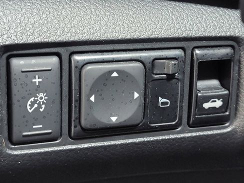 Used 2018 Nissan Sentra SV w/ Protection Package image 24