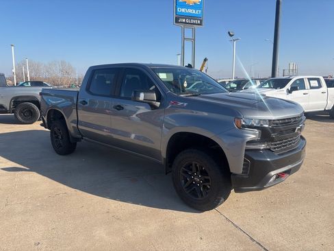Used 2022 Chevrolet Silverado 1500 LT Trail Boss w/ Safety Package image 3