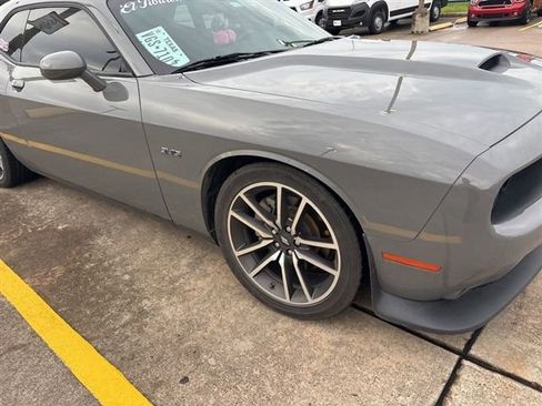 Used 2023 Dodge Challenger R/T RWD image 6