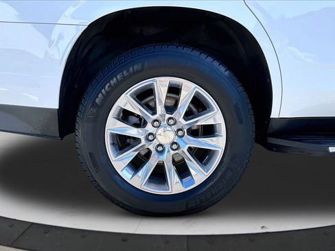 Used 2021 Chevrolet Tahoe Premier w/ Premium Package AWD/4WD image 37